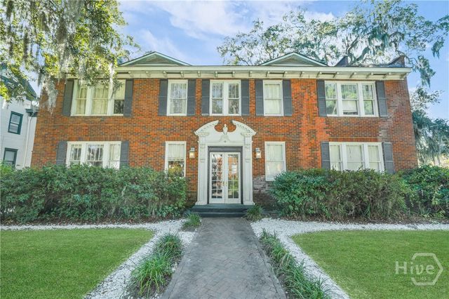 17 E 37th Street 11, Savannah, GA 31401