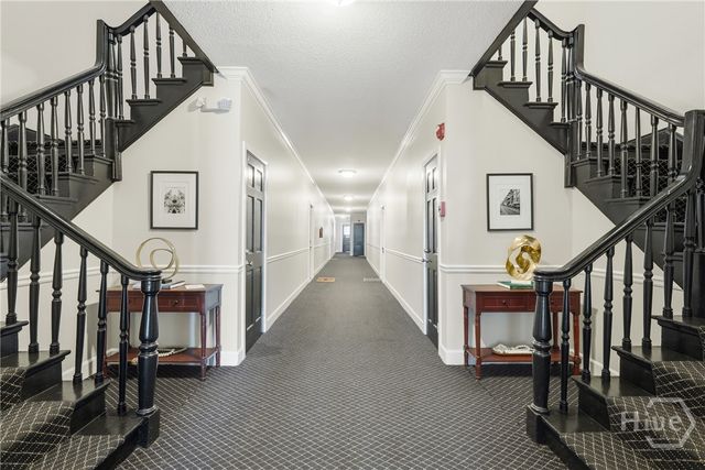 17 E 37th Street 11, Savannah, GA 31401