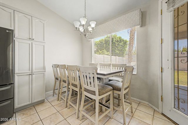 841 N CAMBRIDGE Place, Chandler, AZ 85225