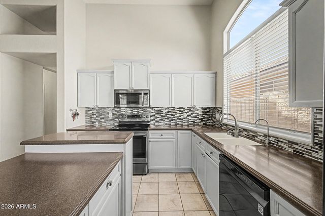 841 N CAMBRIDGE Place, Chandler, AZ 85225