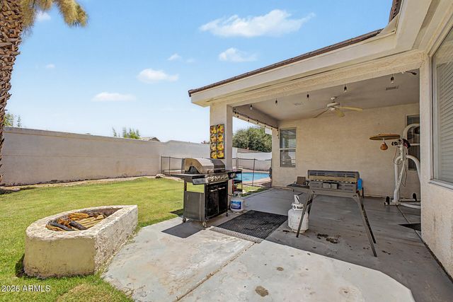 841 N CAMBRIDGE Place, Chandler, AZ 85225