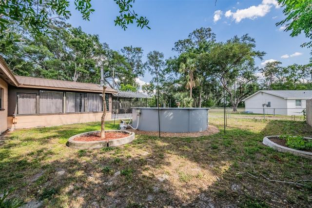 39048 BLUE JAY AVENUE, Zephyrhills, FL 33542