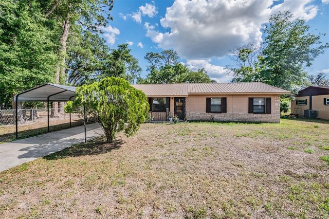 39048 BLUE JAY AVENUE, Zephyrhills, FL 33542