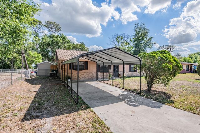 39048 BLUE JAY AVENUE, Zephyrhills, FL 33542