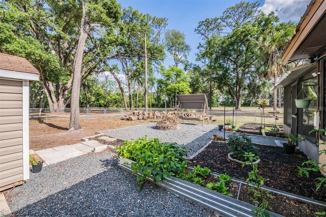 39048 BLUE JAY AVENUE, Zephyrhills, FL 33542