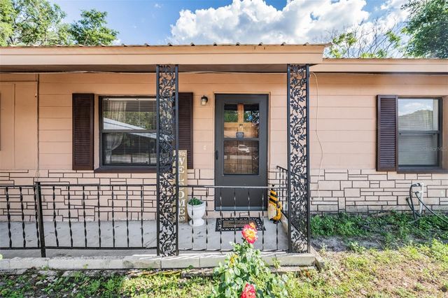 39048 BLUE JAY AVENUE, Zephyrhills, FL 33542