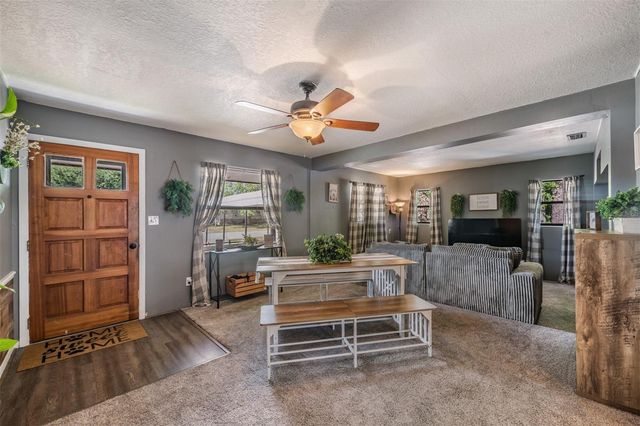 39048 BLUE JAY AVENUE, Zephyrhills, FL 33542