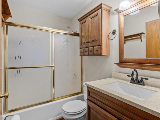 3177 Bellfield DRIVE, Oshkosh, WI 54904