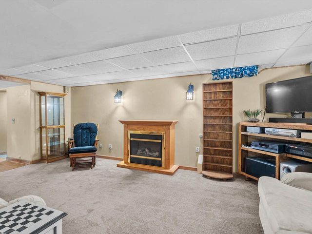 3177 Bellfield DRIVE, Oshkosh, WI 54904