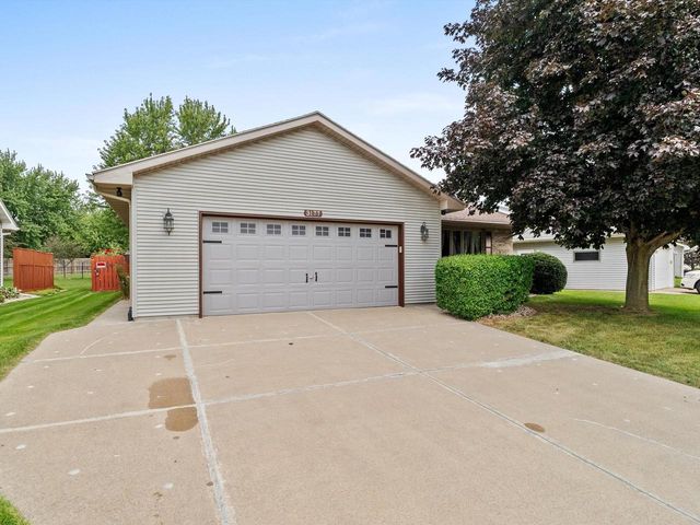 3177 Bellfield DRIVE, Oshkosh, WI 54904