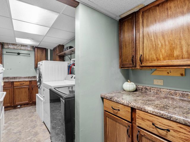 3177 Bellfield DRIVE, Oshkosh, WI 54904