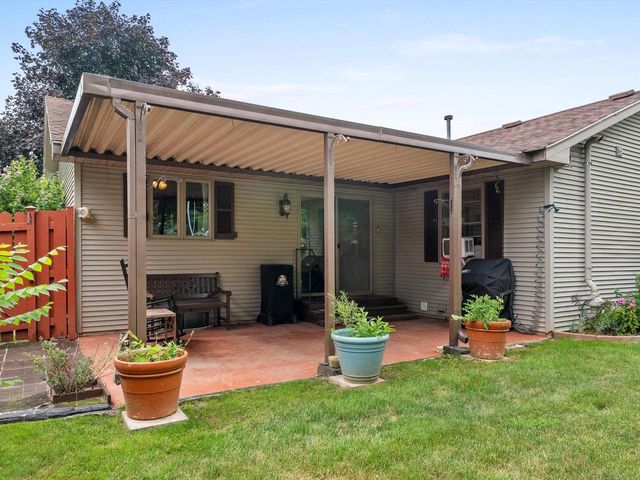 3177 Bellfield DRIVE, Oshkosh, WI 54904