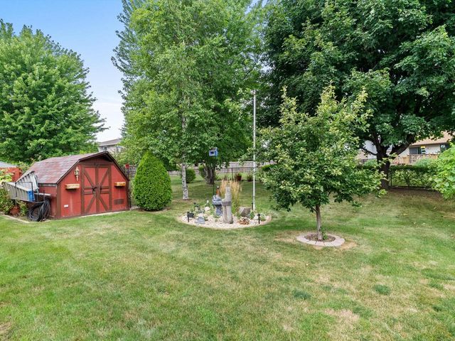 3177 Bellfield DRIVE, Oshkosh, WI 54904