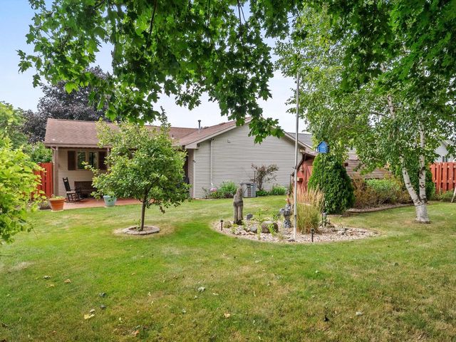 3177 Bellfield DRIVE, Oshkosh, WI 54904