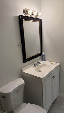 579 13th ST N, Naples, FL 34102