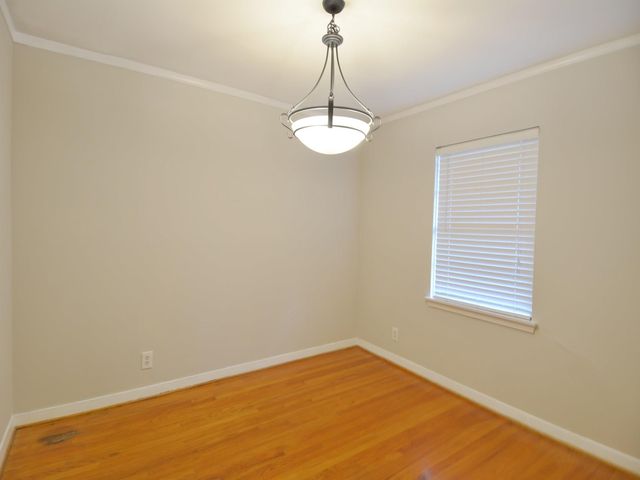 7515 Schiller Street, Houston, TX 77055
