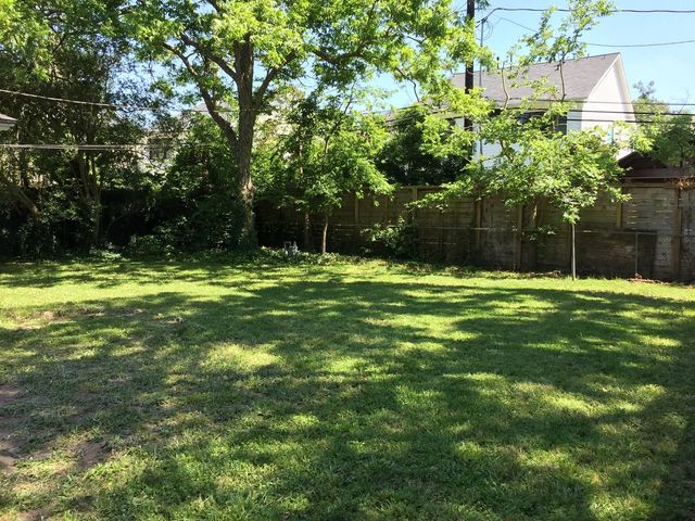 7515 Schiller Street, Houston, TX 77055