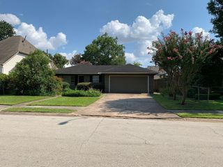 7515 Schiller Street, Houston, TX 77055