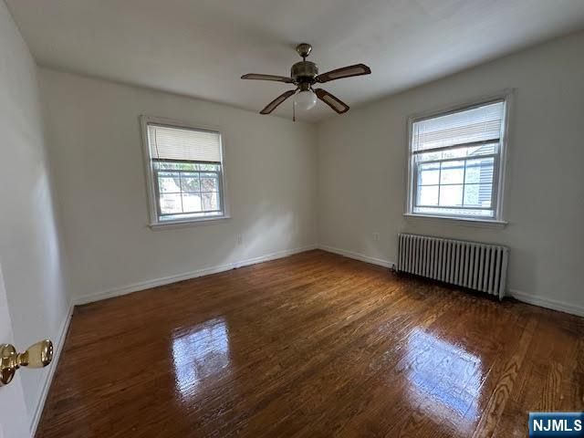 31 Oak Street, Oakland, NJ 07436