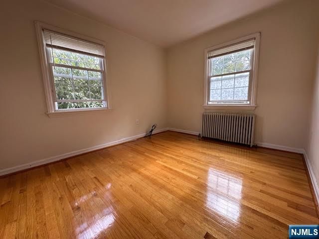 31 Oak Street, Oakland, NJ 07436