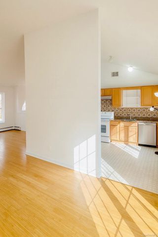 18 Penny Lane, Otisville, NY 10963