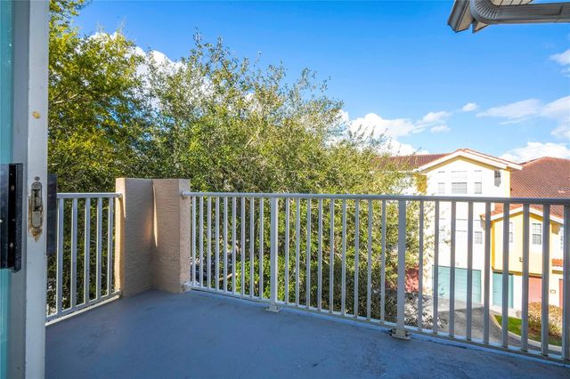 12102 POPPY FIELD LANE 107, Orlando, FL 32837