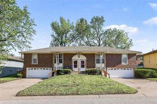 1601-1603 SW Sunset Street, Blue Springs, MO 64015