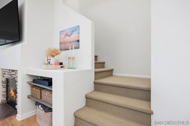 382 Carmel Creeper Place, Encinitas, CA 92024