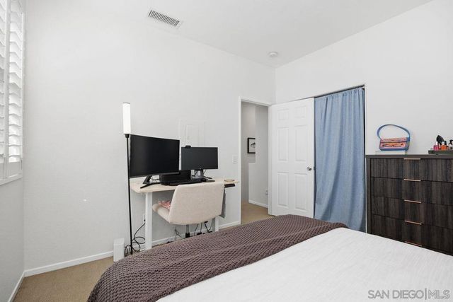 382 Carmel Creeper Place, Encinitas, CA 92024