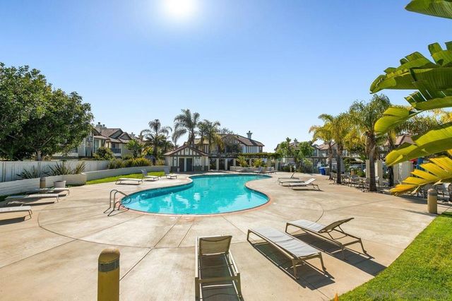 382 Carmel Creeper Place, Encinitas, CA 92024