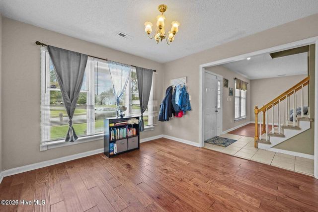 120 Winthrope Way, Jacksonville, NC 28546