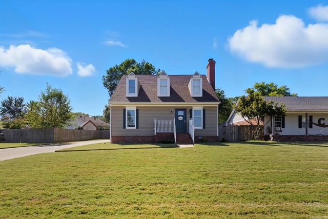 14 White Oak Circle, Searcy, AR 72143