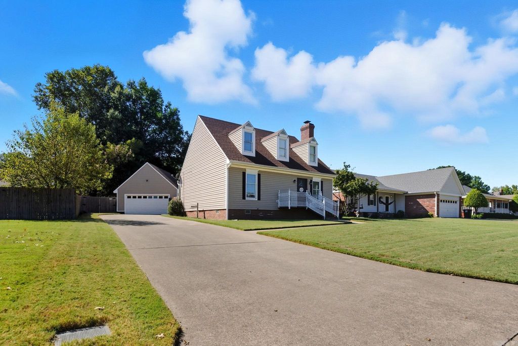 14 White Oak Circle, Searcy, AR 72143