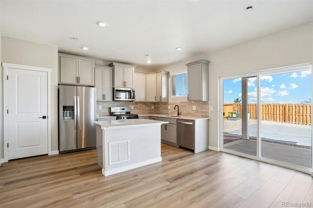 17851 E 94th Avenue, Commerce City, CO 80022