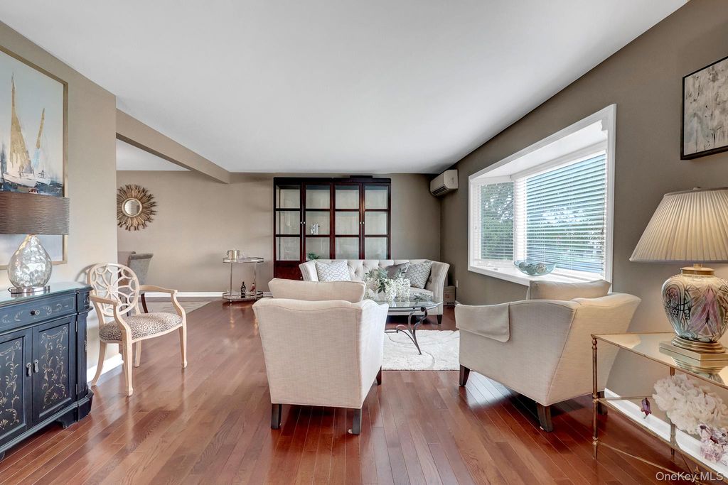 34 Admiral Road, Massapequa, NY 11758 — photo 4