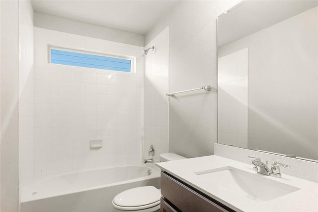 13825 Geelong DR, Pflugerville, TX 78660