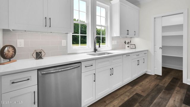 4089 Regina Lane, Ayden, NC 28513
