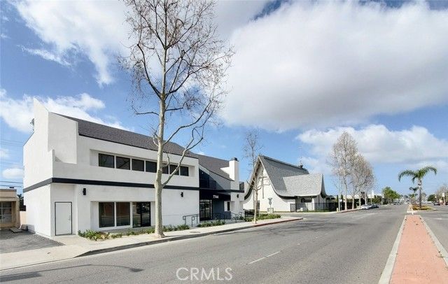 7744 Westminster, Westminster, CA 92683