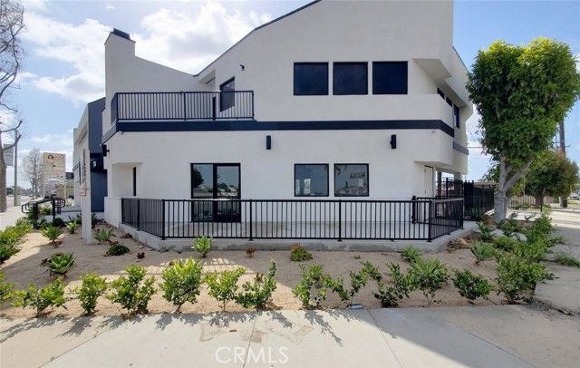 7744 Westminster, Westminster, CA 92683