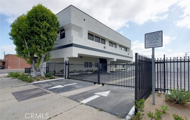 7744 Westminster, Westminster, CA 92683