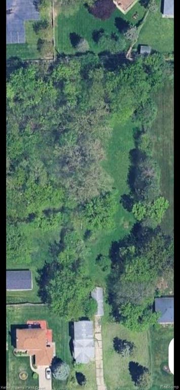 2051 Orpington Drive, Troy, MI 48083