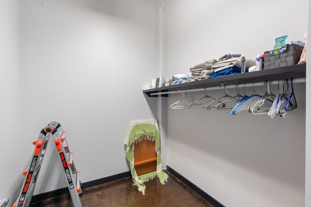 239 Rep John Lewis Way N Apt 305, Nashville, TN 37219