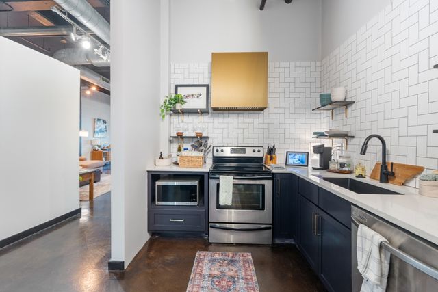 239 Rep John Lewis Way N Apt 305, Nashville, TN 37219