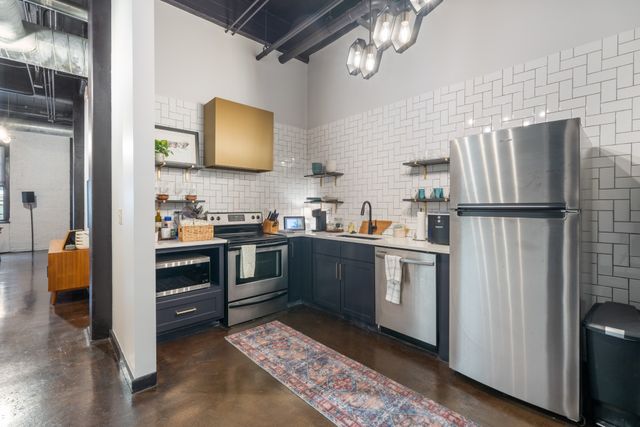 239 Rep John Lewis Way N Apt 305, Nashville, TN 37219