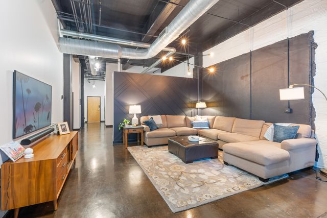 239 Rep John Lewis Way N Apt 305, Nashville, TN 37219