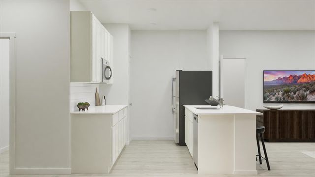 208 Seven Seas DR, Kyle, TX 78640