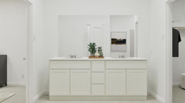 208 Seven Seas DR, Kyle, TX 78640