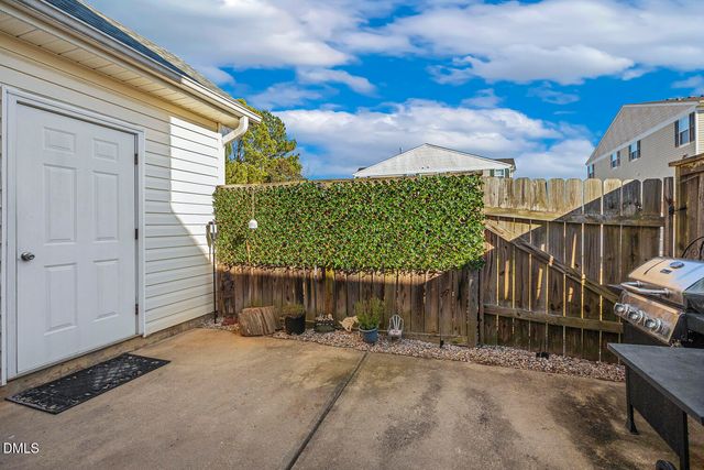 2131 Piney Brook Road 102, Raleigh, NC 27614