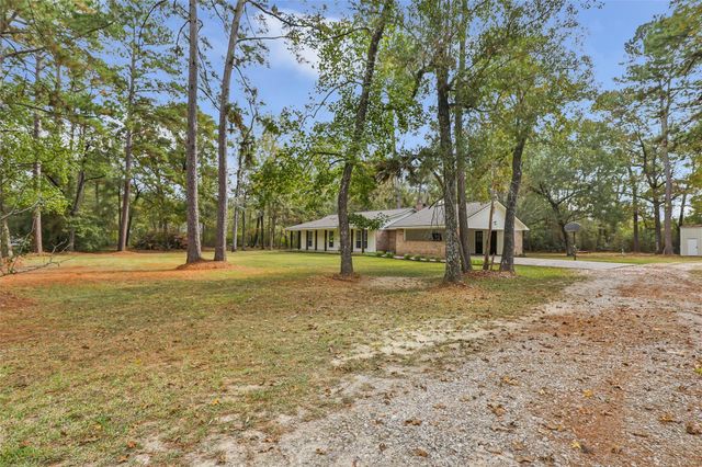 1080 County Road 6512, Dayton, TX 77535