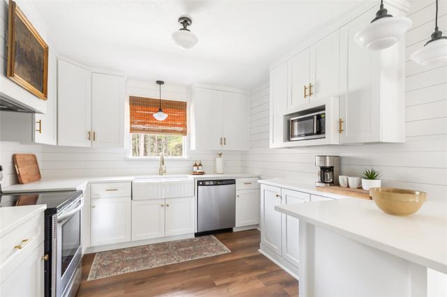 1080 County Road 6512, Dayton, TX 77535